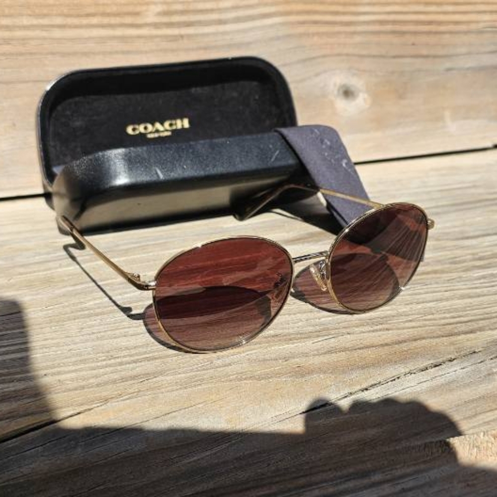 COACH WIRE FRAME SUNGLASSES FULL INCLUSION - Picture 5 of 5
